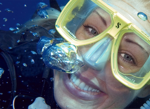 New Year’s Resolution: Get Scuba Certified or Get a Scuba Refresher