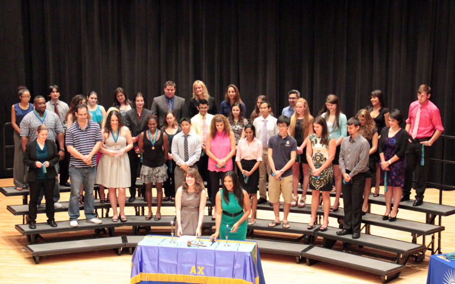 Top Undergraduate Students Inducted into Alpha Chi National Honor Society 